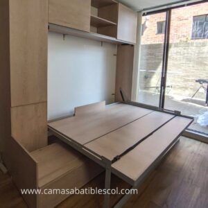 Cama Plegable Horizontal con Clóset Abierta